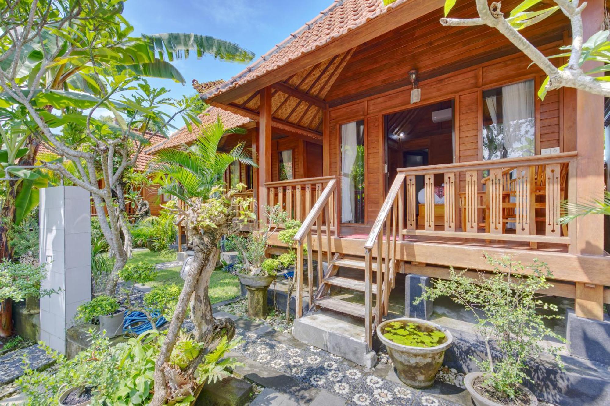 Ss Pangket Bungalow Toyapakeh 外观 照片